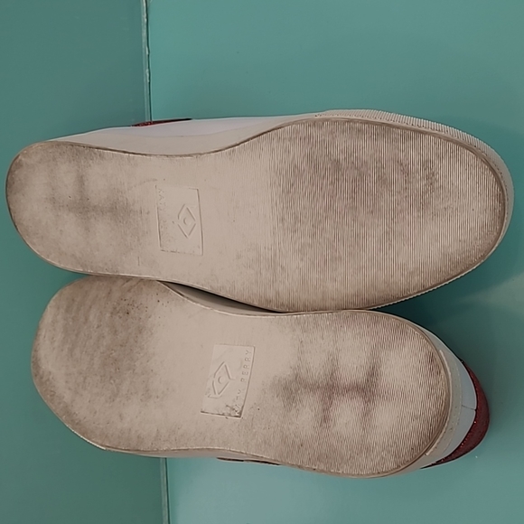 Katy Perry Rizzo sneakers White with red size 7 w - Picture 3 of 6